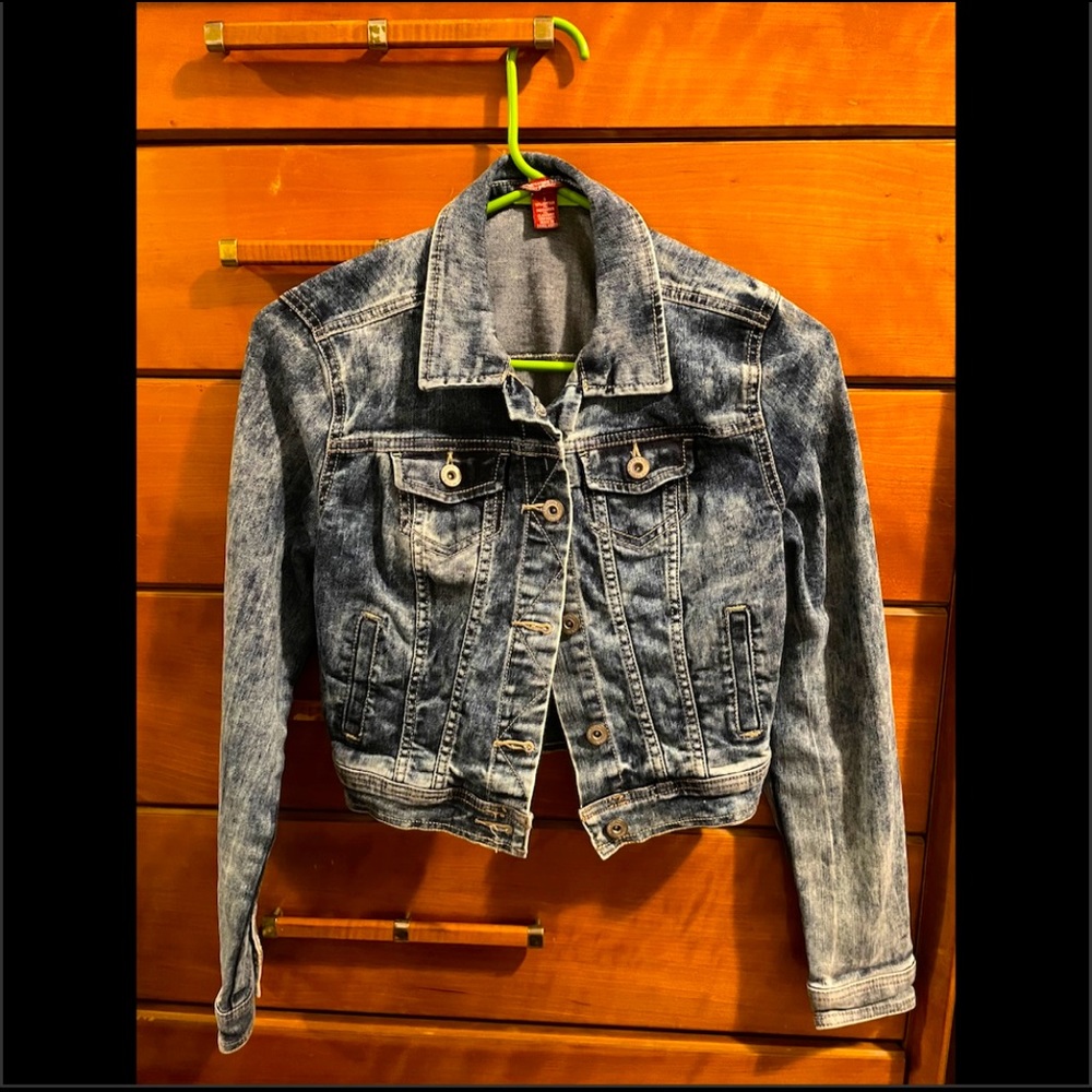 Cute Jean Jacket - image 1